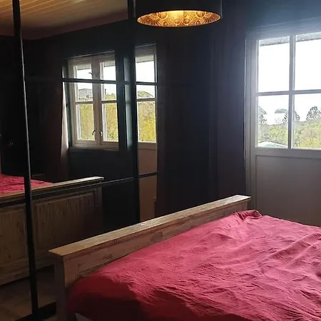 Koselig Hus Med Utsikt Til Hav Og Fjell Сasa de vacaciones Storvagan